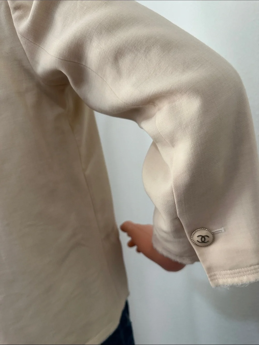 CHANEL Cream Collarless Open Jacket raw edge hem for edgy chic look gold CC